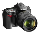 La D90 combina la tecnología de las emblemáticas cámaras digitales SRL de Nikon con una serie de funciones sofisticadas que le permitirán conseguir mejores resultados. Su sensor de imagen CMOS de form...